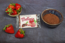 BIO-Milchschokolade mit Erdbeeren